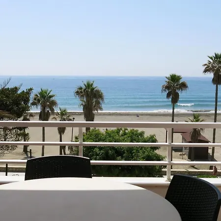 Gorgeous Sea Views And Great Location! アパート