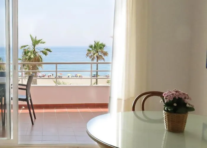 Gorgeous Sea Views And Great Location! Appartamento *